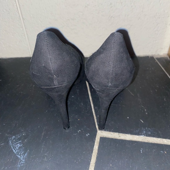 NINE WEST pearl suede pumps! - Picture 3 of 3